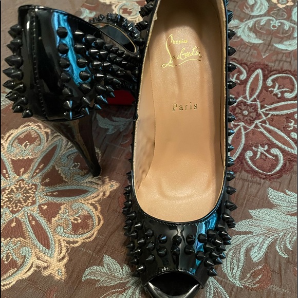 Shoes - Copy ladies heels size 40